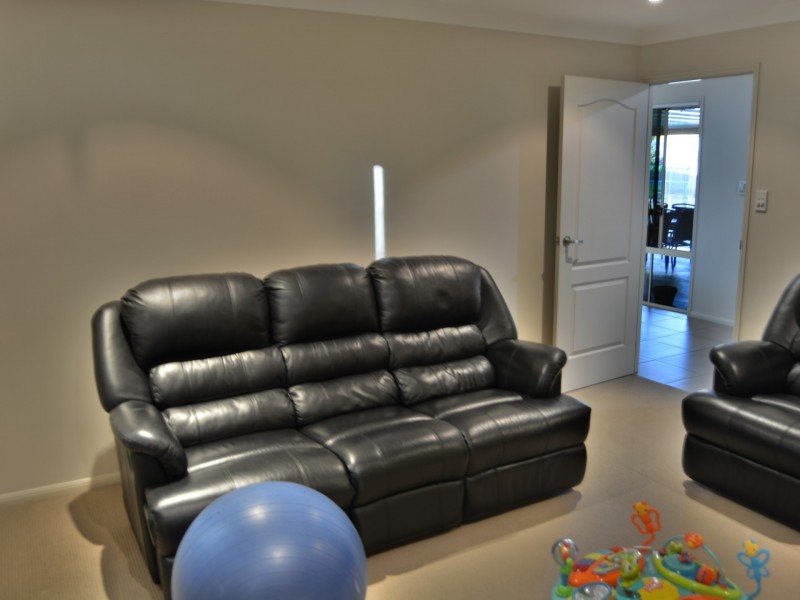 4 Rose Bud Court, Warwick QLD 4370