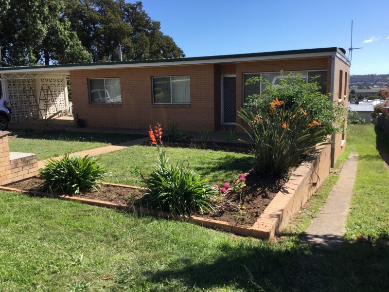 69 Locke Street, Warwick QLD 4370