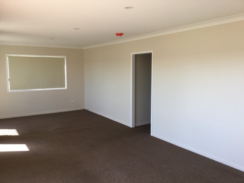 69 Locke Street, Warwick QLD 4370