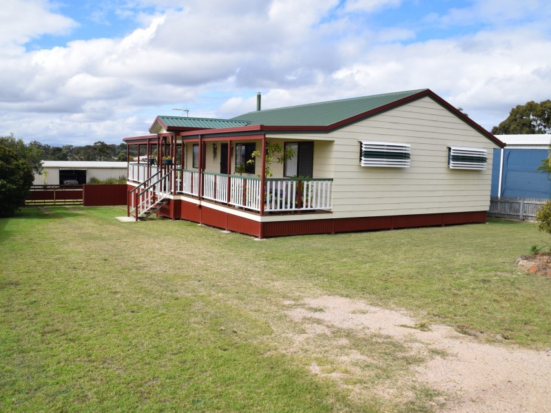 26 Ross Street, Warwick QLD 4370