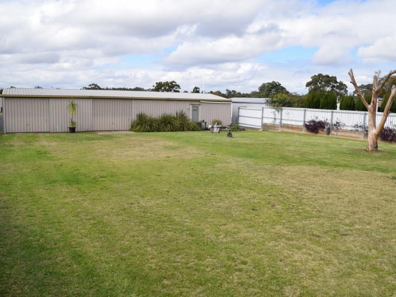 26 Ross Street, Warwick QLD 4370