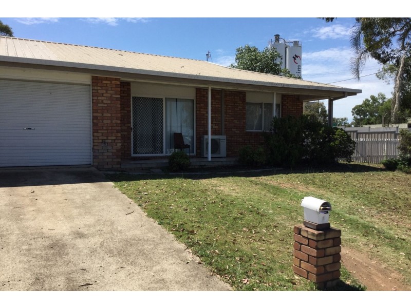 2/112 McEvoy Street, Warwick QLD 4370