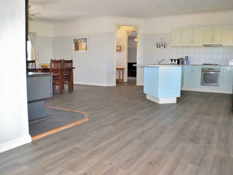 150 Wienholt Street, Maryvale QLD 4370