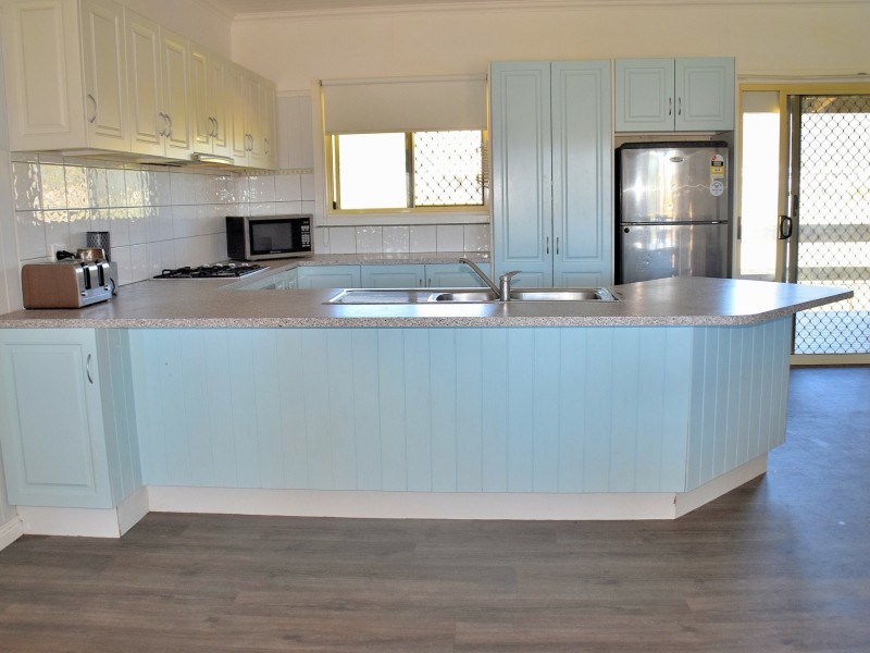 150 Wienholt Street, Maryvale QLD 4370