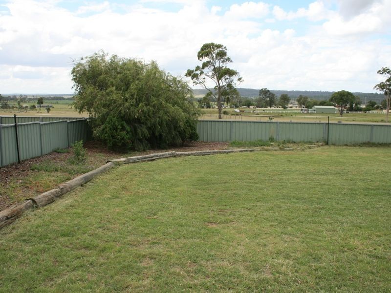 9 Johnson Street, Warwick QLD 4370