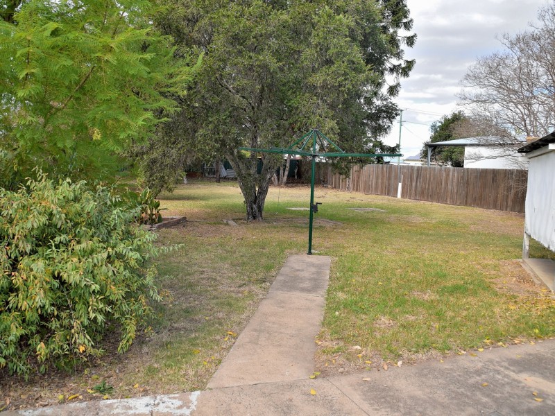 22 Lyons Street, Warwick QLD 4370