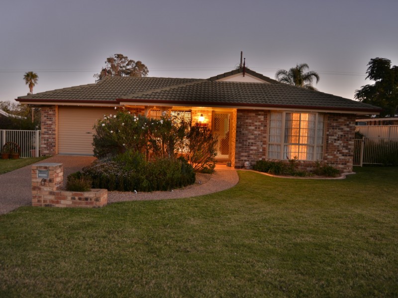 6 Flynn Drive, Warwick QLD 4370