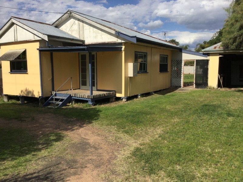 114 Wallace Street, Warwick QLD 4370