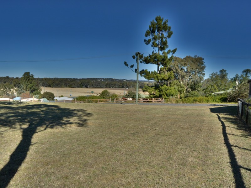 10 Walker Street, Warwick QLD 4370