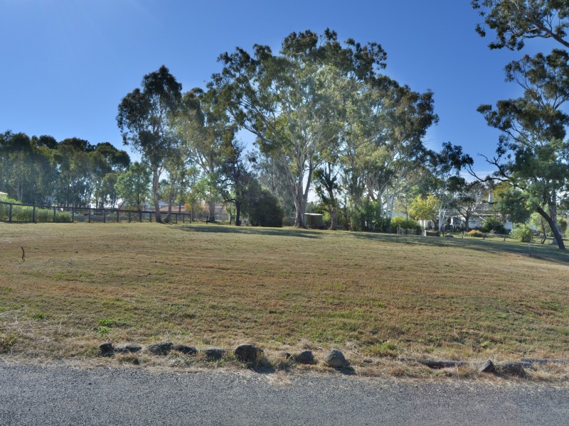 10 Walker Street, Warwick QLD 4370