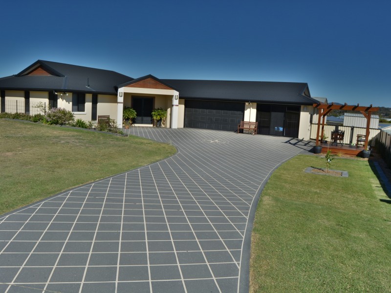 7 Tea-Tree Rise, Warwick QLD 4370