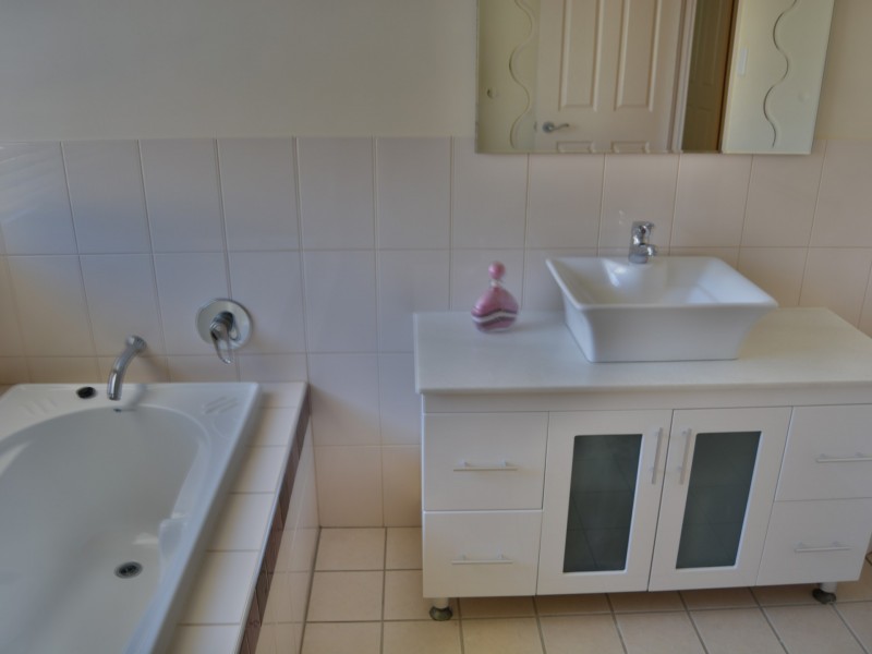 7 Tea-Tree Rise, Warwick QLD 4370