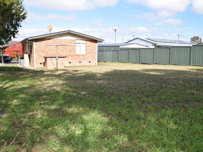 23 Gilbert Crescent, Warwick QLD 4370