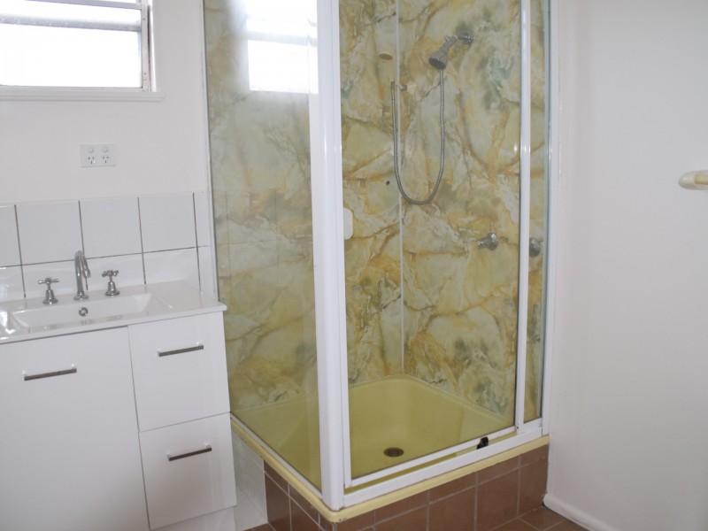 23 Gilbert Crescent, Warwick QLD 4370