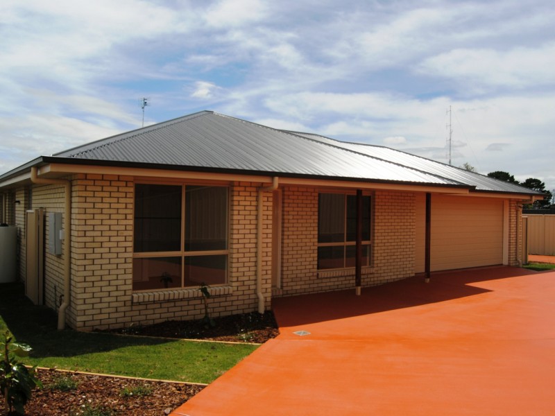 8a Lookout Place, Warwick QLD 4370