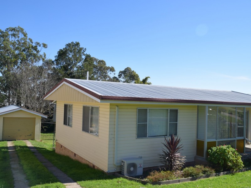 6 Pine Street, Killarney QLD 4373