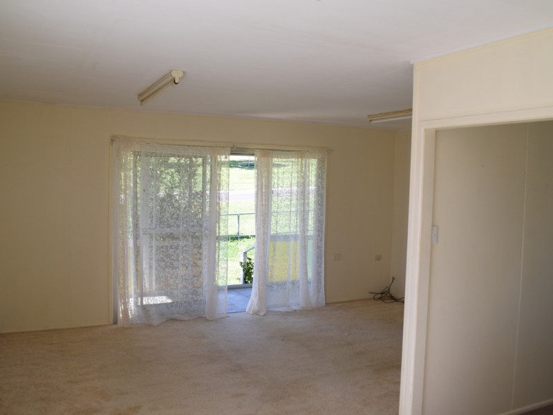6 Pine Street, Killarney QLD 4373