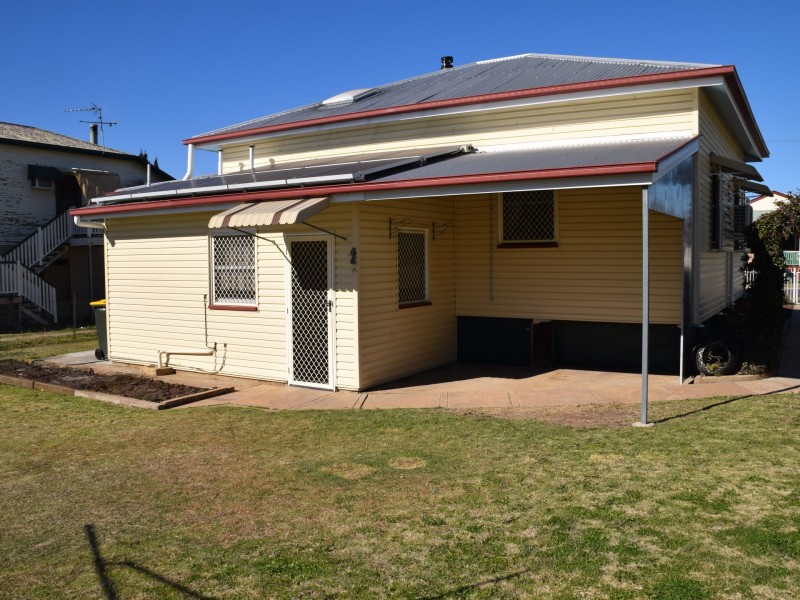 7 Hope Street, Warwick QLD 4370