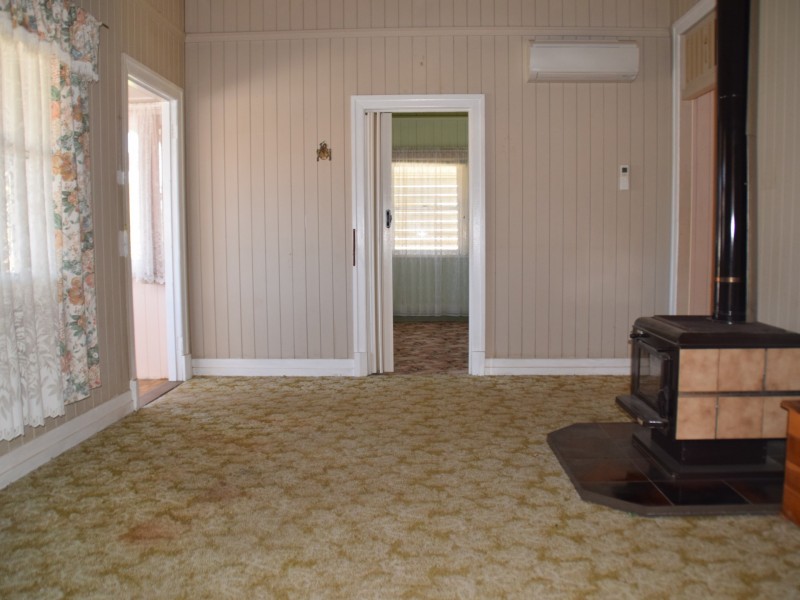 7 Hope Street, Warwick QLD 4370