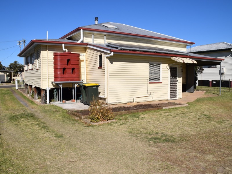 7 Hope Street, Warwick QLD 4370