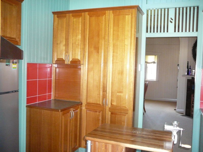 83 Guy Street, Warwick QLD 4370