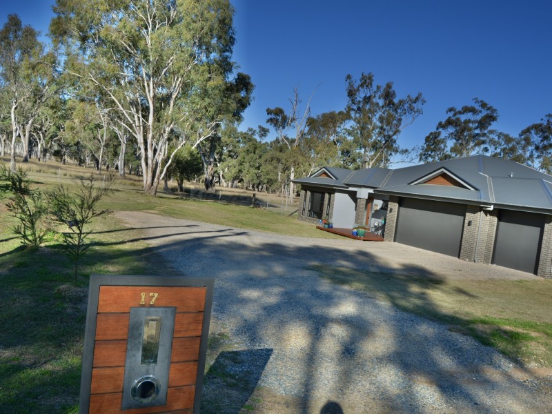 17 Huston Street, Warwick QLD 4370