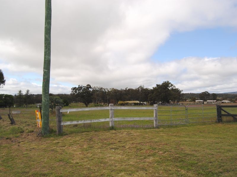 L 11 Bracker Rd, Warwick QLD 4370