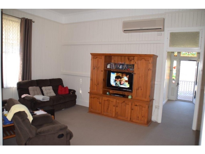 7 George Street, Warwick QLD 4370