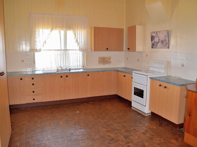 88 Albion Street, Warwick QLD 4370