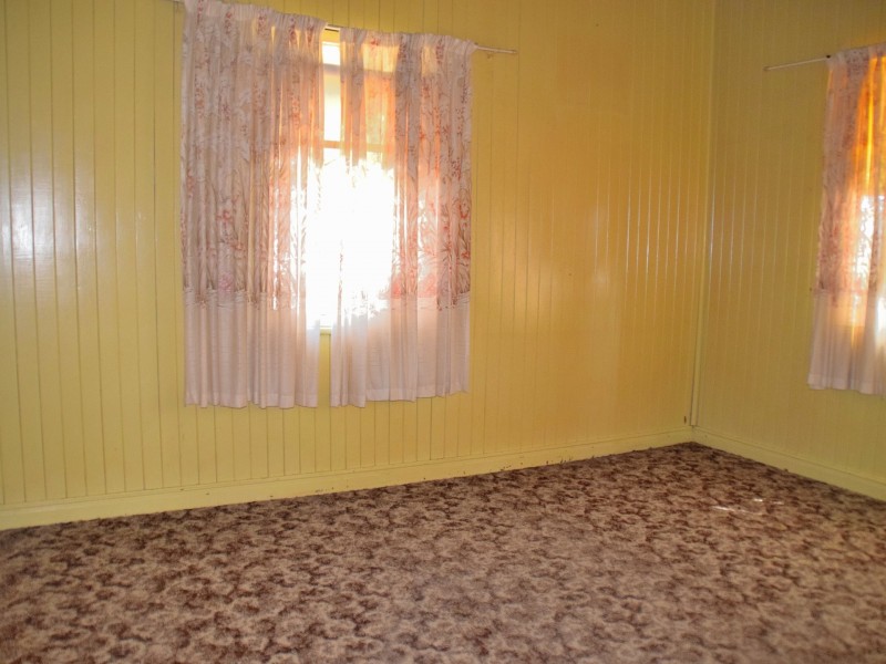 88 Albion Street, Warwick QLD 4370