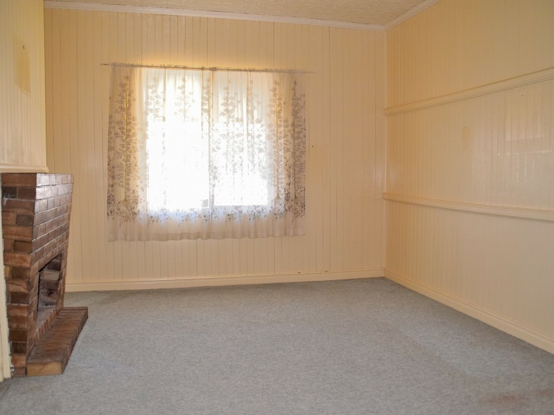 88 Albion Street, Warwick QLD 4370