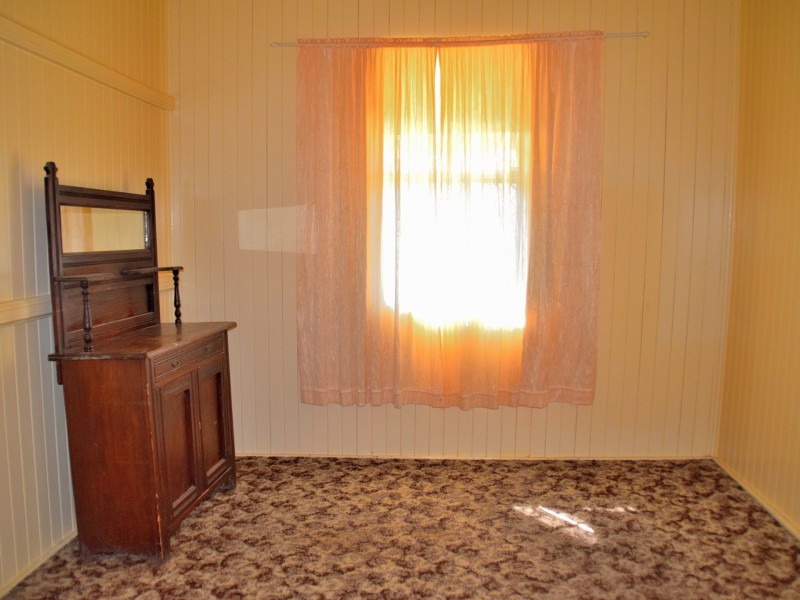 88 Albion Street, Warwick QLD 4370