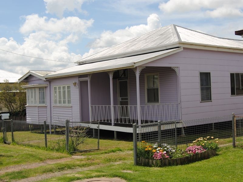 278 East Street, Warwick QLD 4370