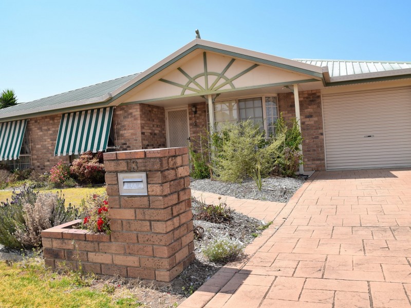 13 Kidman Drive, Warwick QLD 4370