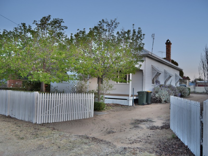 50 Wood Street, Warwick QLD 4370