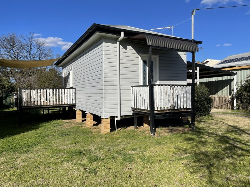 44a Stewart Avenue, Warwick QLD 4370