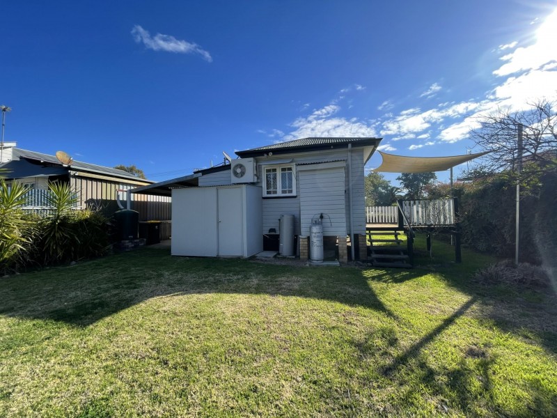 44a Stewart Avenue, Warwick QLD 4370
