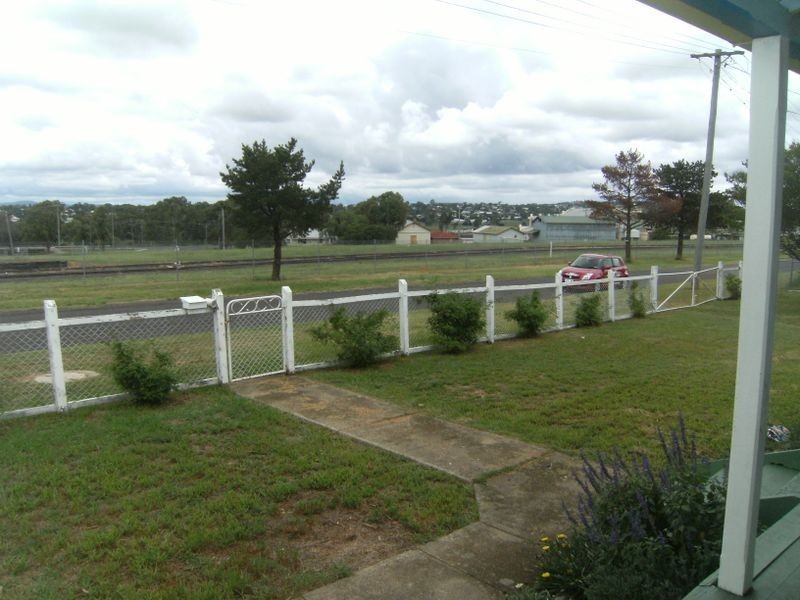 7 Rose Street, Warwick QLD 4370