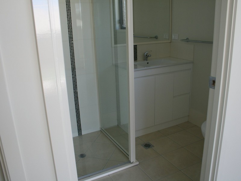 2/20 Lookout Place, Warwick QLD 4370