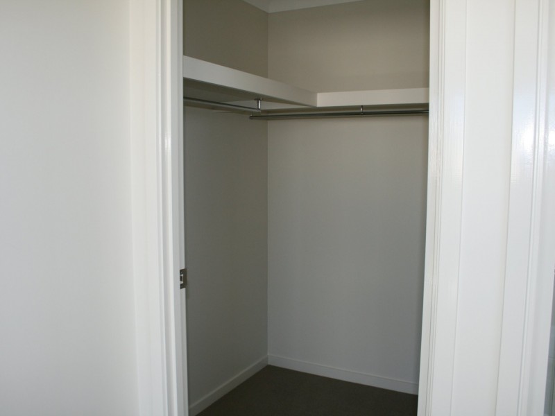 2/20 Lookout Place, Warwick QLD 4370