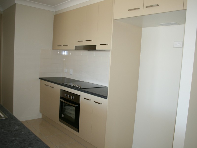 2/20 Lookout Place, Warwick QLD 4370