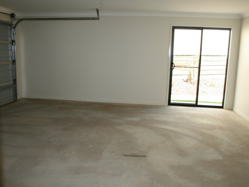 2/20 Lookout Place, Warwick QLD 4370