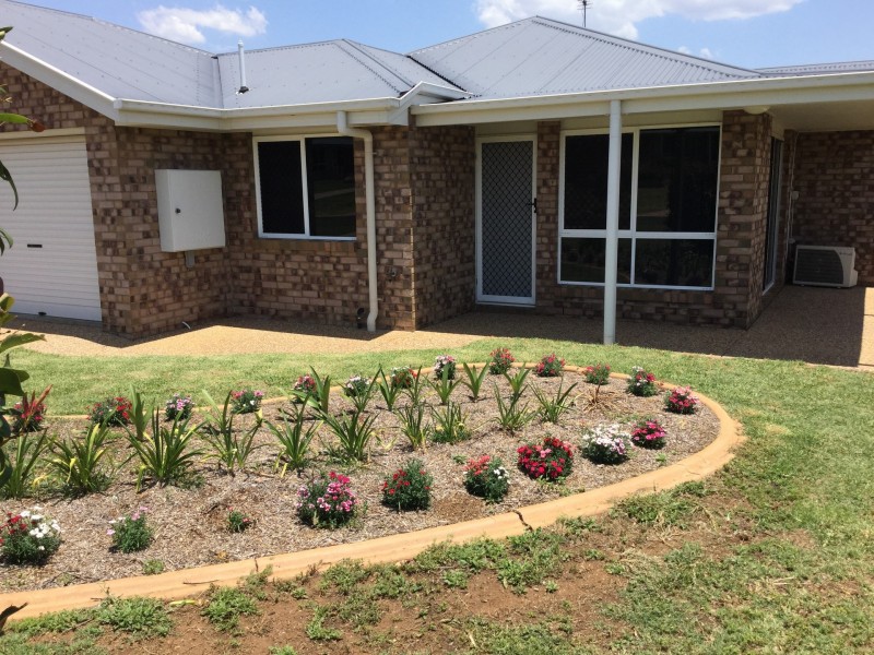 2/5 Hans Borgar Court, Warwick QLD 4370