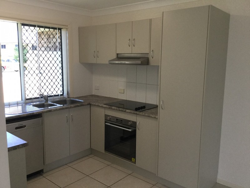 2/5 Hans Borgar Court, Warwick QLD 4370