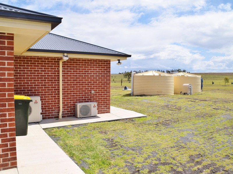 77 Lonsdale Road, Warwick QLD 4370