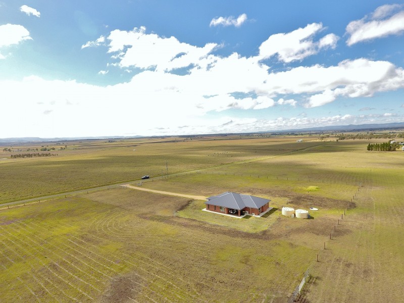 77 Lonsdale Road, Warwick QLD 4370