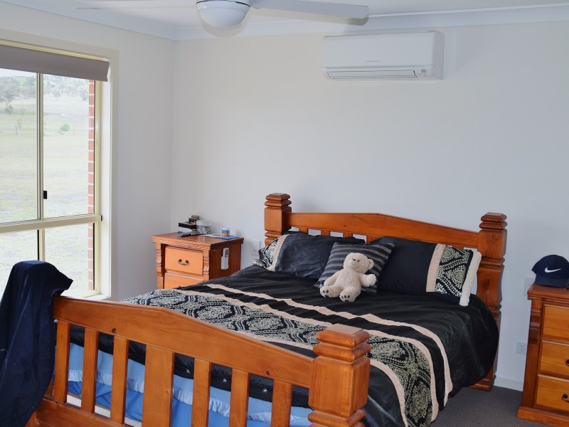 77 Lonsdale Road, Warwick QLD 4370