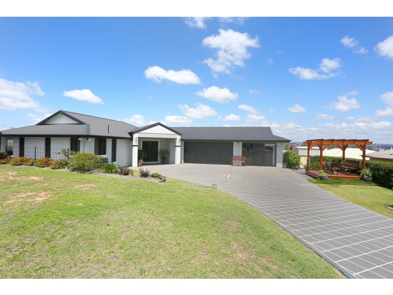 7 Tea Tree Rise, Warwick QLD 4370