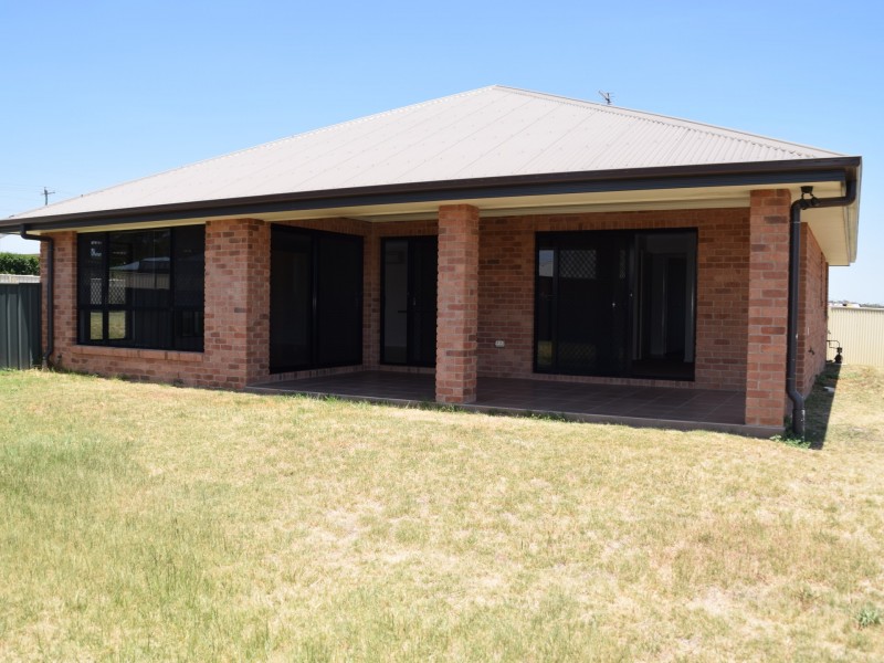139A Ogilvie Road, Warwick QLD 4370