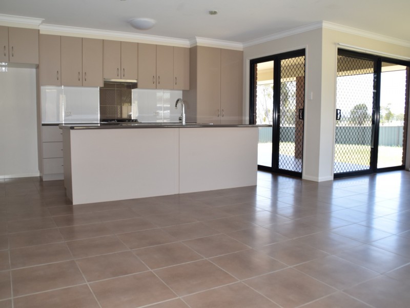 139A Ogilvie Road, Warwick QLD 4370